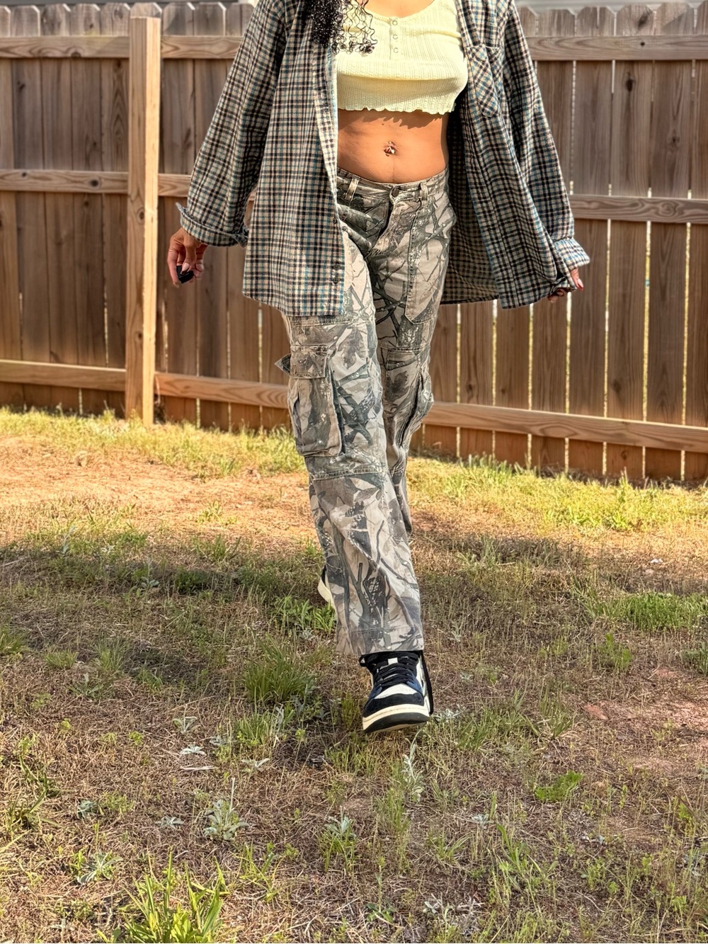 TCL Camouflage Cotton Cargo Pants in Beige and Olive - Picture 7 of 8